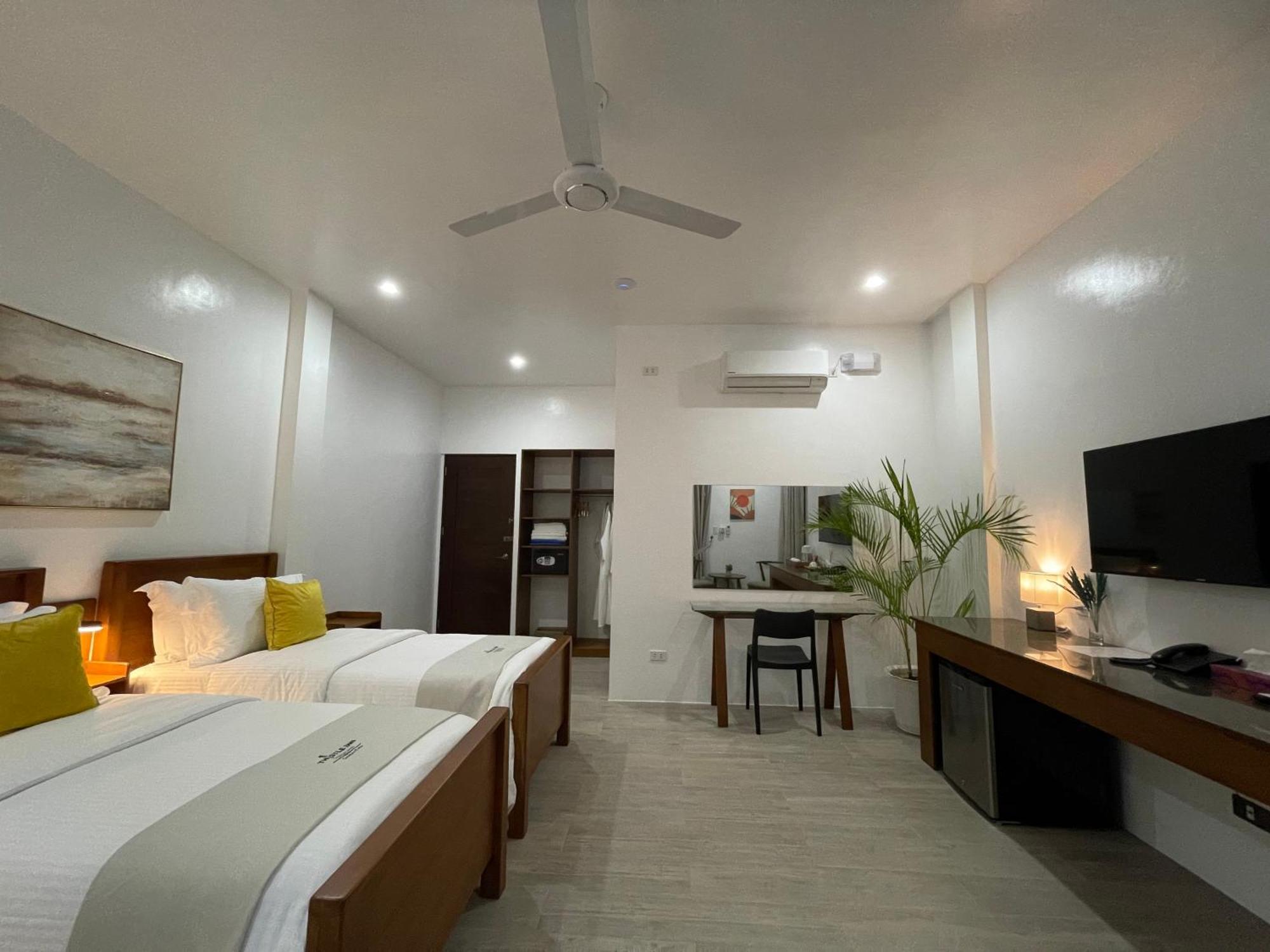 Thistle Inn Panglao Esterno foto