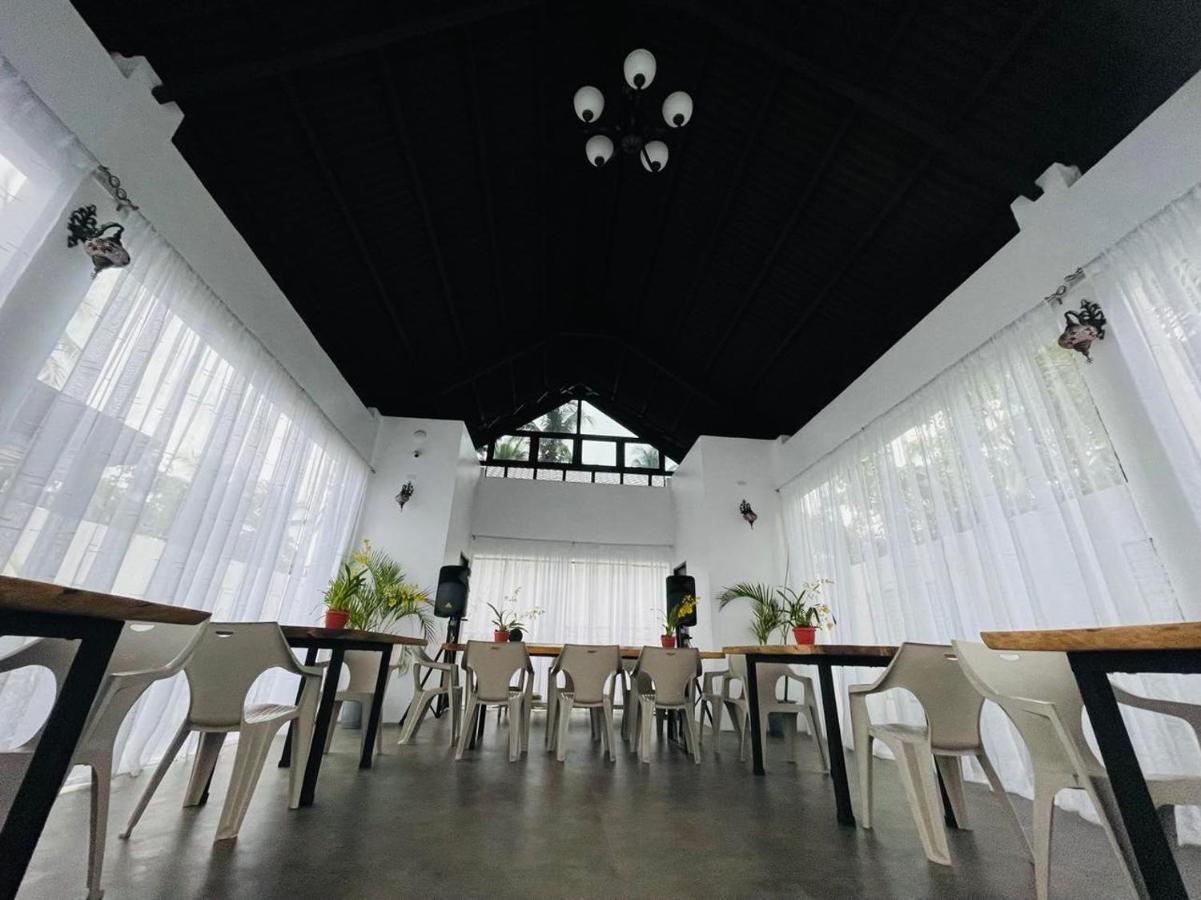 Thistle Inn Panglao Esterno foto